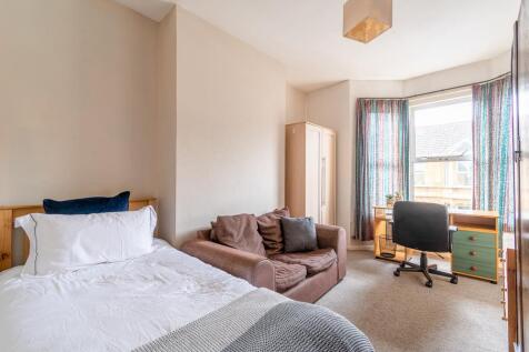 15 Victoria Road - Web-13.jpg