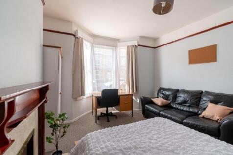 15 Victoria Rd-3.jpg