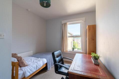 15 Victoria Rd-14.jpg