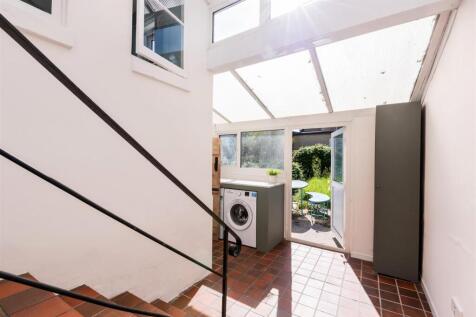 14 Triangle East-5.jpg