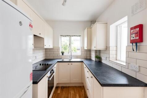 30 Beckhampton Road-4.jpg