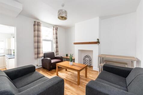 30 Beckhampton Road-6.jpg