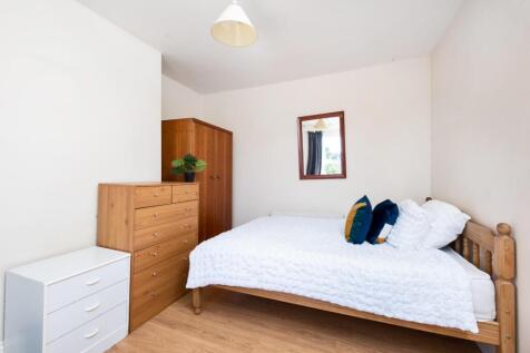 29 Stanley Road West-11.jpg