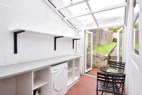 28 Millmead Road-5.jpg