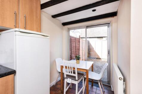 22 Third Avenue, Bath-5.jpg