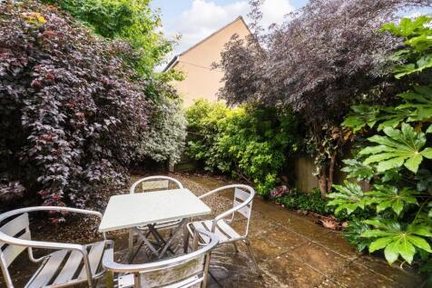 15 Orchid Drive, Bath-16.jpg