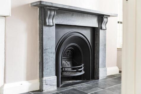 Flat 4, 6 Kensington Place, Bath, BA1 6AW-9.jpg