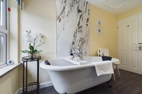 Bathroom (2)