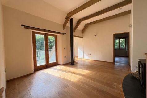 Upstairs lounge