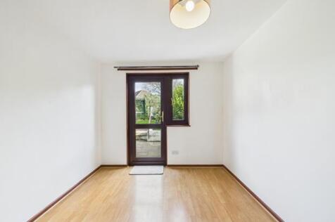 CAM01790G0-PR0290-STILL019