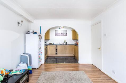 Lounge/Kitchen
