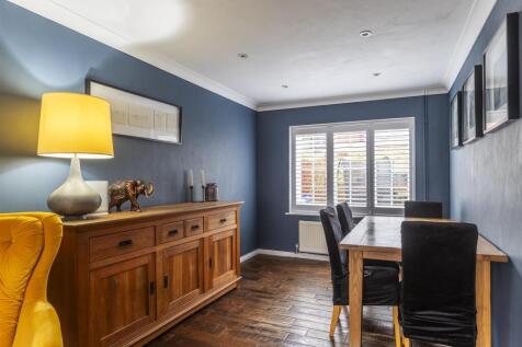 Lounge / Dining Room