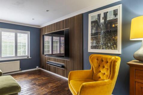 Lounge / Dining Room