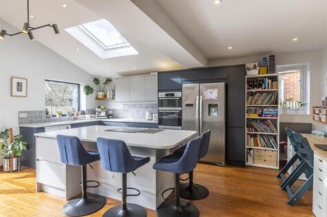 Dining Room / Kitchen