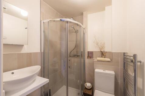 Shower Room 2