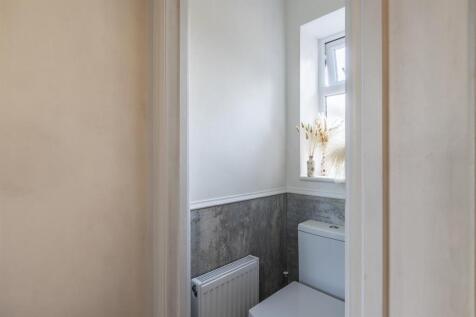 Shower Room &#43; WC