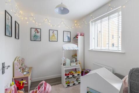 Bedroom 4 / Study
