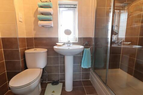 Master Ensuite