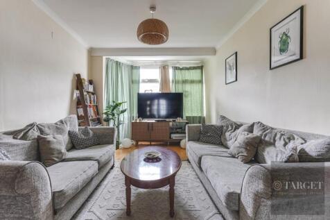 7 Lathkill Close WM-7.jpg