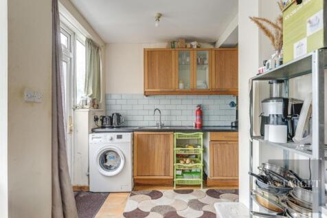 7 Lathkill Close WM-3.jpg