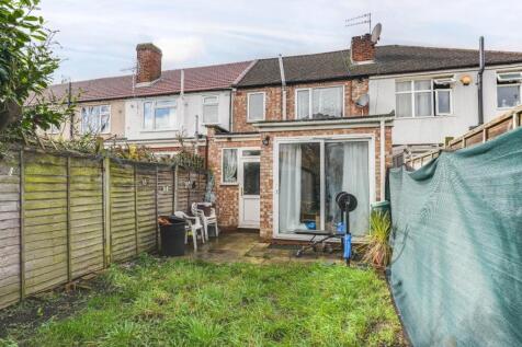 7 Lathkill Close-6.jpg