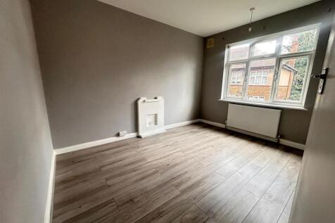 WhatsApp Image 2025-11-25 at 13.13.58.jpeg