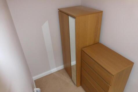 Cloakroom/wc