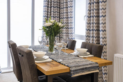 Omar Alderney Din...