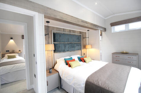 Omar Boutique Mas...