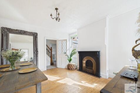 CAM03394G0-PR0373...