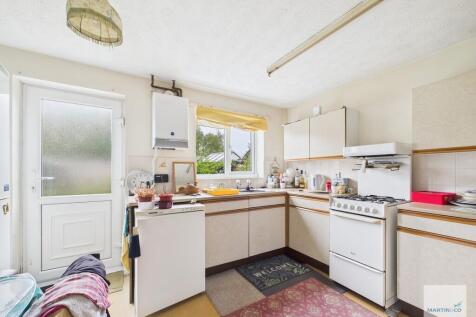 CAM03394G0-PR0372...