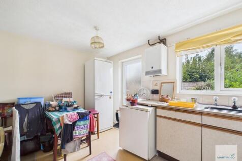 CAM03394G0-PR0372...