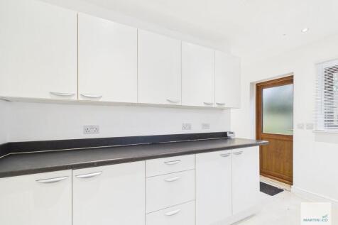 CAM03394G0-PR0393...