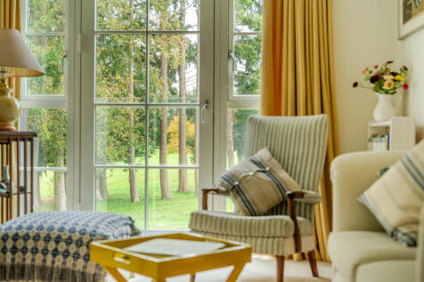 1368965-5-68ee206...