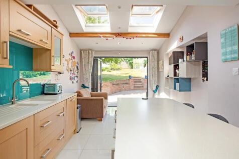 Eastview 319877 -...