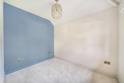1309938-8-687e890...