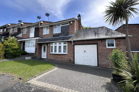 3 Bedroom End Terrace