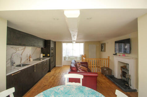 3 Bedroom Cottage for Rent