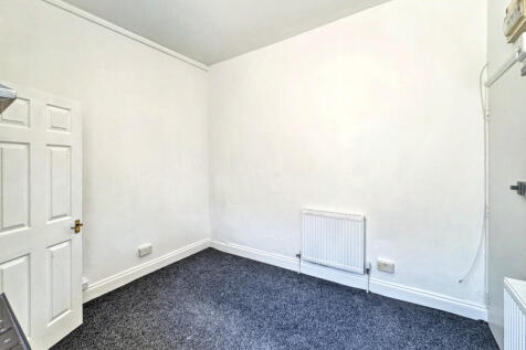 Studio Apartment available to rent