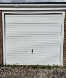 GARAGE FOR RENT