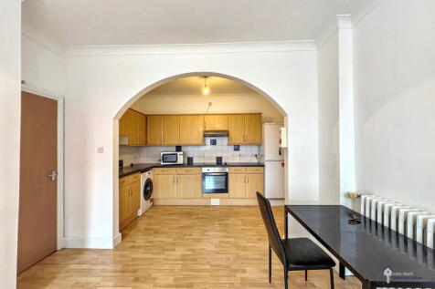 Lounge Kitchen
