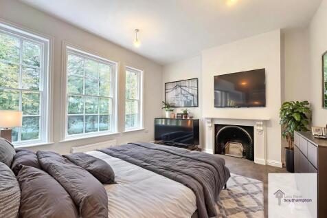 1.5 Bedroom Flat for Rent