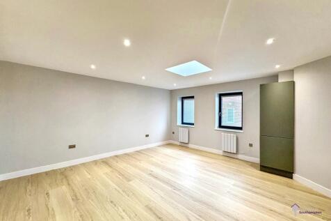 BRAND NEW FLATS WATERLOOVILLE