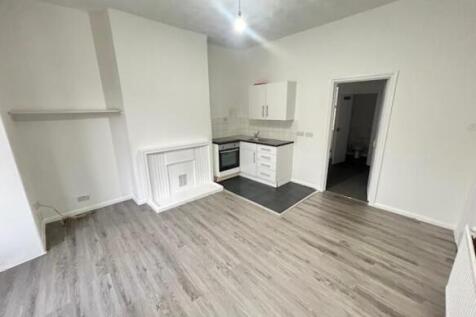 1 Bedroom Flat available Denzil Avenue
