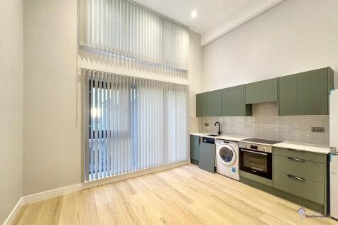 BRAND NEW FLATS WATERLOOVILLE