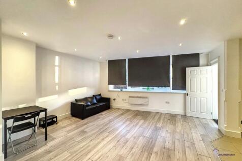 2 Bedroom Flat for Rent Bridge Road