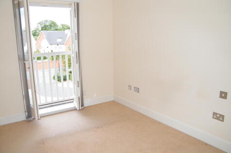 Bedroom One with Juilette