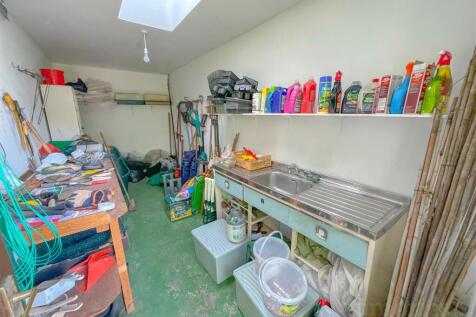 Store