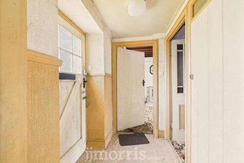 CAM05297G0-PR0072-STILL005.jpg