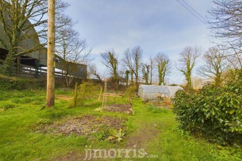 CAM03686G0-PR0004-STILL077.jpg